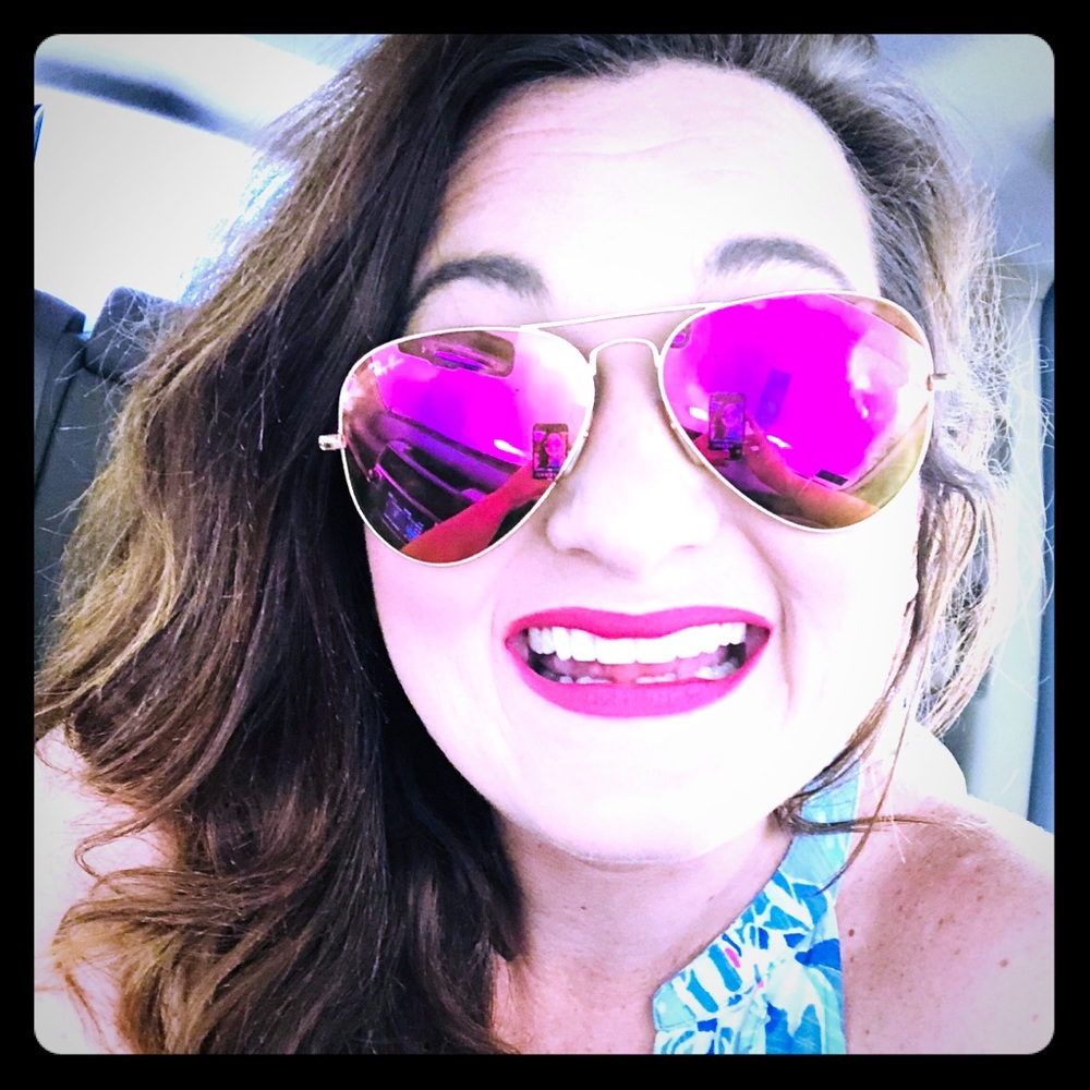 Meet your Posher, Alexandra